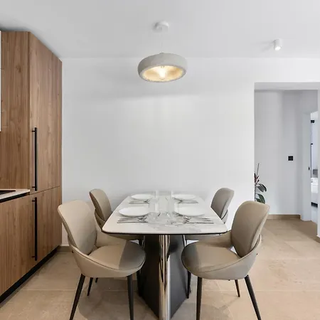 Geba Luxury Residences Apartment *